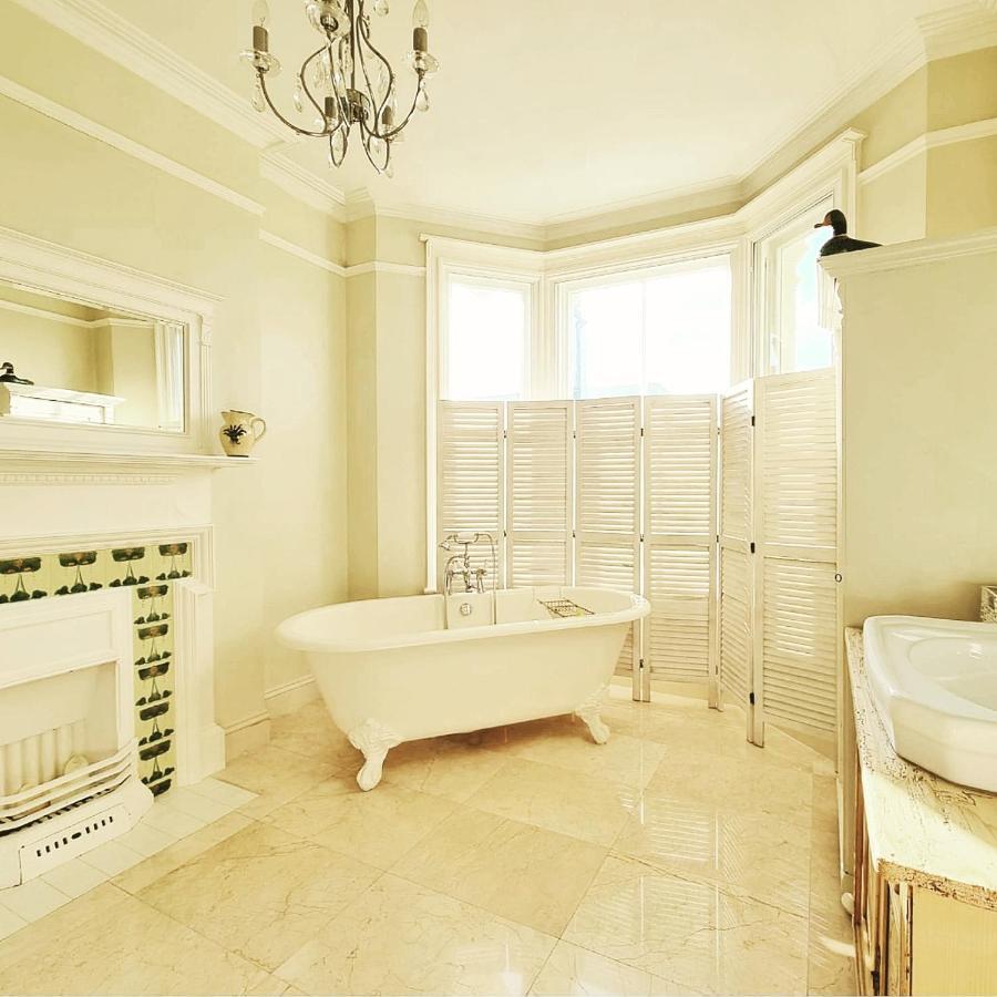 West Hill Retreat Edwardian Balcony Ensuite With Room Served Breakfast & Free Parking Hastings Dış mekan fotoğraf