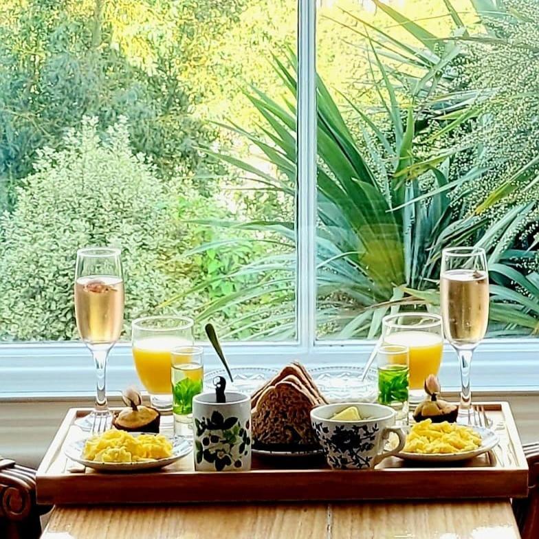 West Hill Retreat Edwardian Balcony Ensuite With Room Served Breakfast & Free Parking Hastings Dış mekan fotoğraf